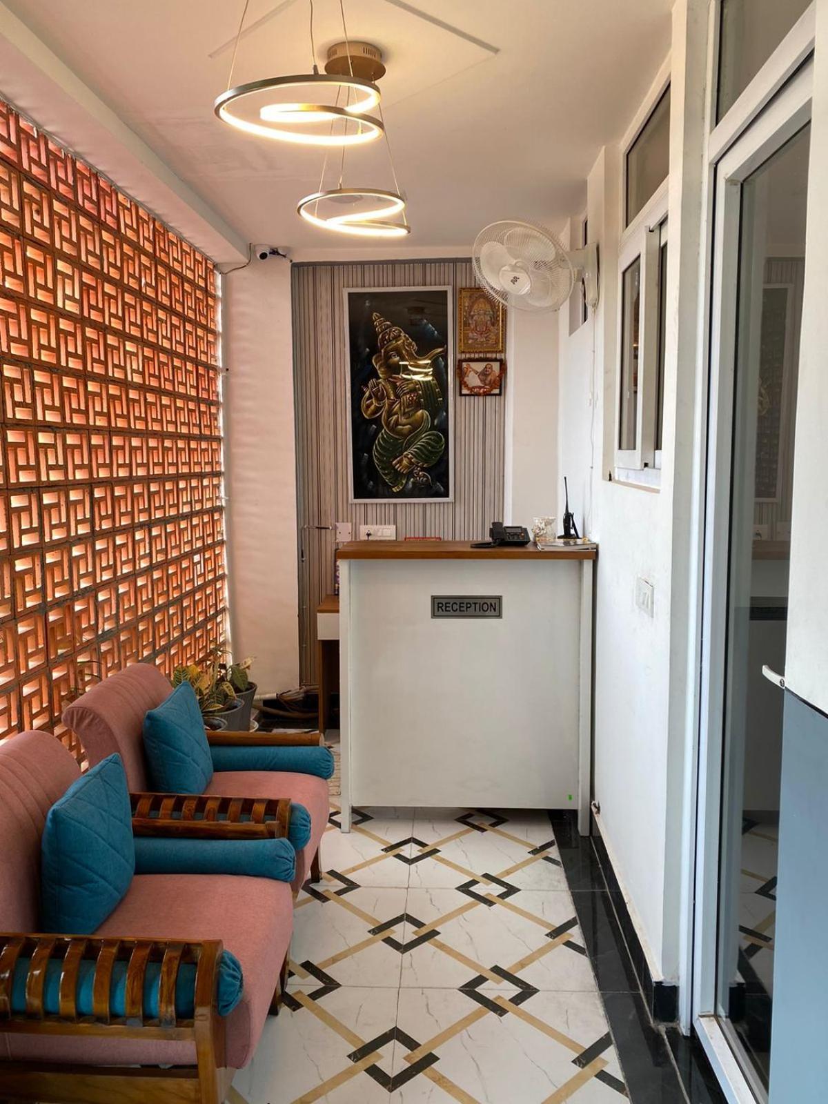 Royal Park Inn Greater Noida Buitenkant foto